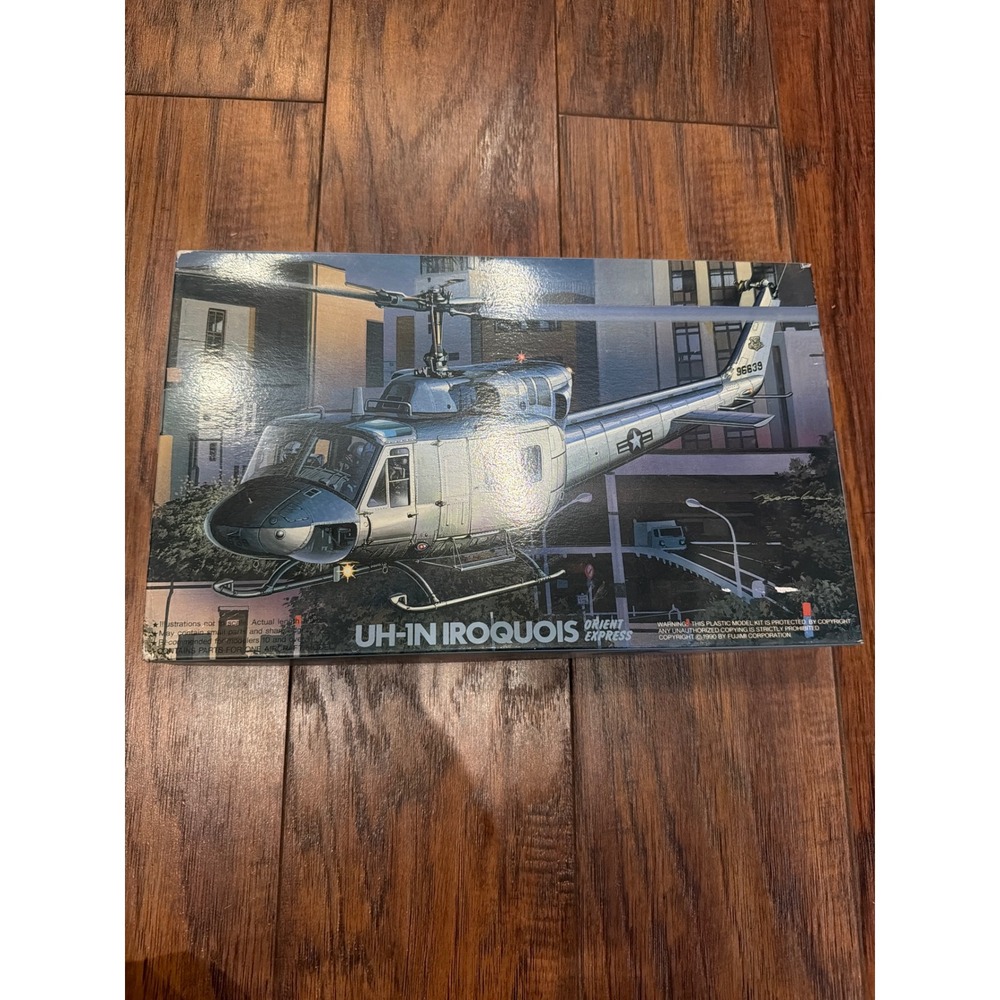 Fujimi 1/72 Bell UH-1N Iroquois Orient Express 475ABW Helicopter Model Kit P27